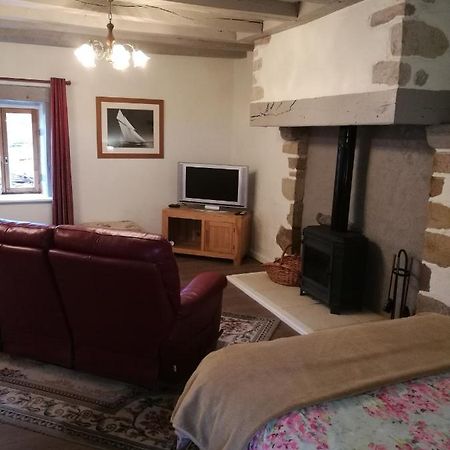 Brigueuil-le-Chantre Chez Pastuso B&B 외부 사진
