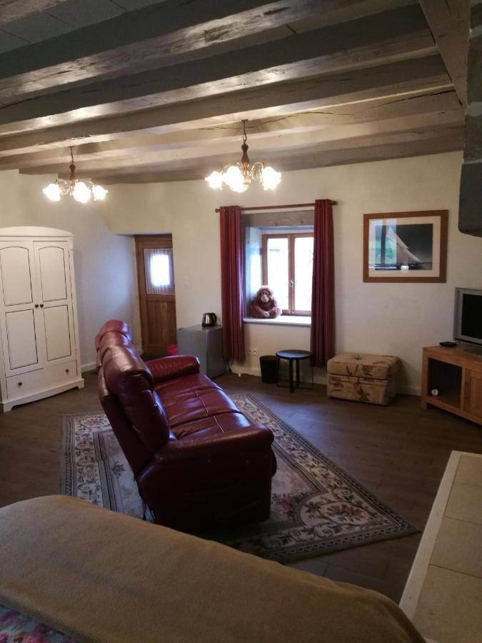 Brigueuil-le-Chantre Chez Pastuso B&B 외부 사진